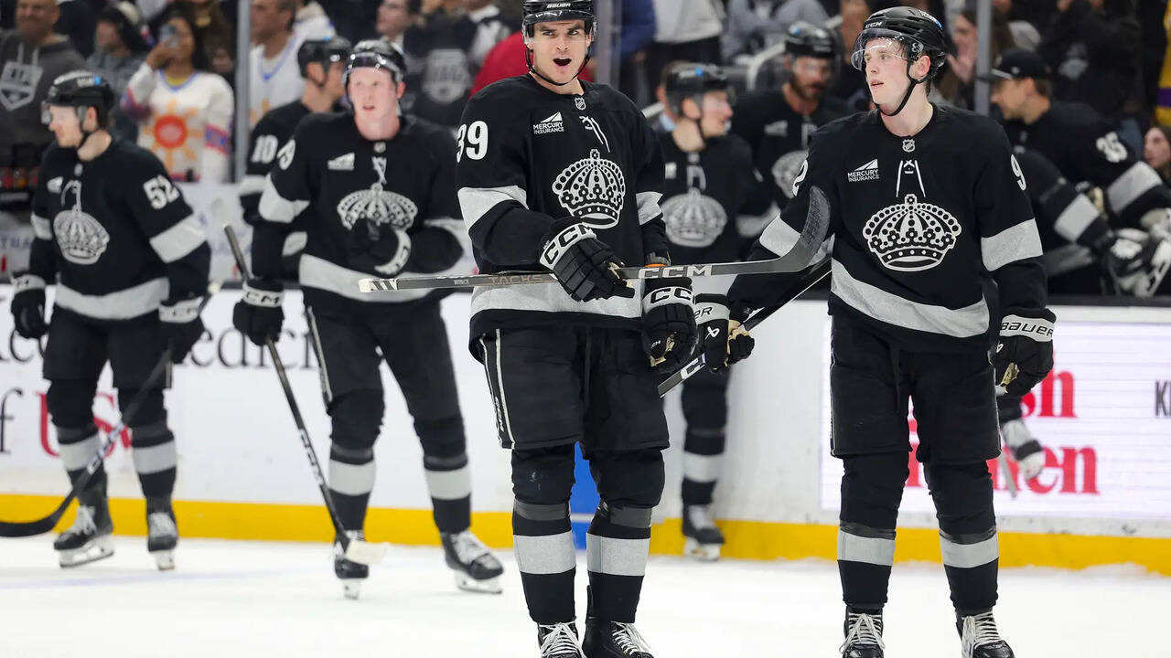 Los Angeles Kings dismiss coach Jim Hiller, appoint DJ Smith as interim ...