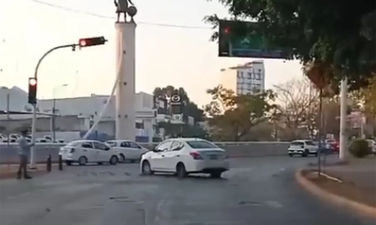 Balacera y “ponchallantas” desatan pánico en Glorieta Colón