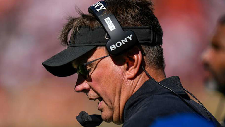 Al Golden's Bengals players have his back with sterling report card