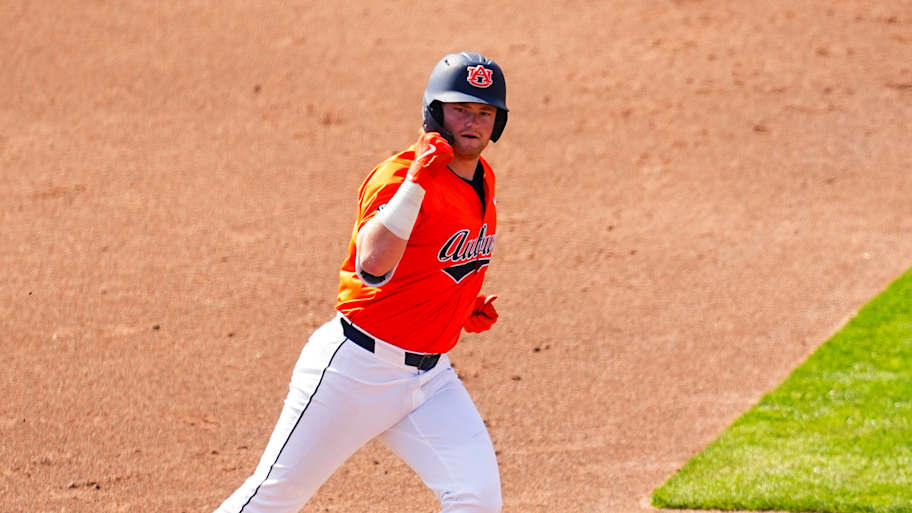 No. 5 Auburn Tigers cruise to series win over Nebraska behind Fralick blast
