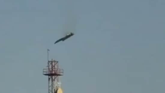 US confirms its three F-15 fighter jets shot down, says Kuwait did it ...