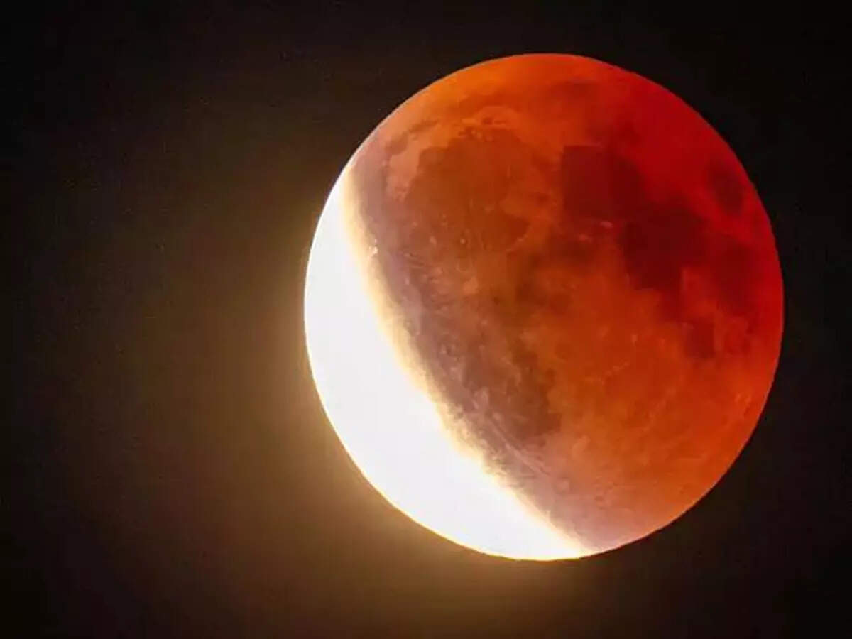 Chandra Grahan 2026 date and time in India: When will lunar eclipse be ...