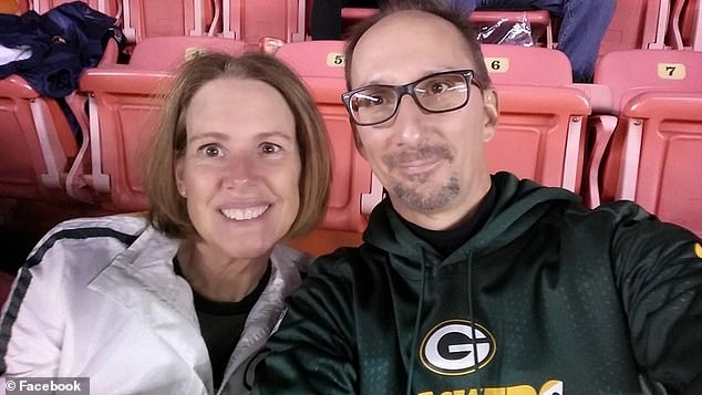 Alex Pretti's mother pens heartbreaking tribute to son on what would ...