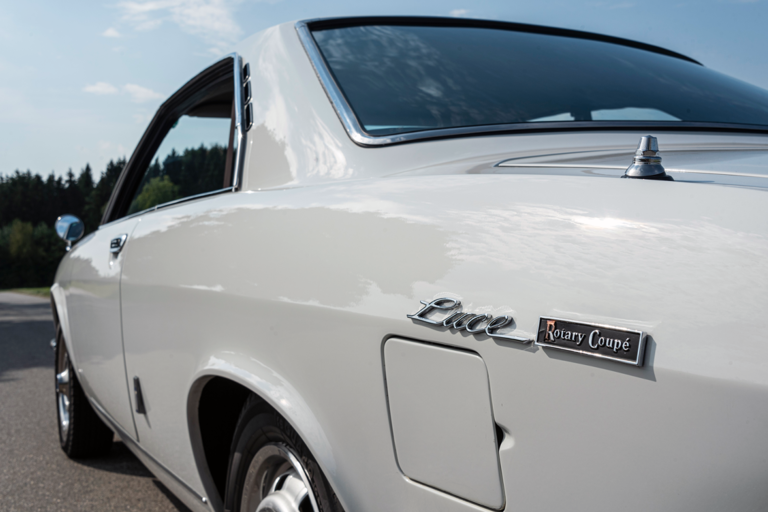Mazda R130 Luce : une révolution silencieuse