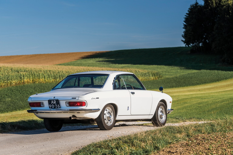 Mazda R130 Luce : une révolution silencieuse