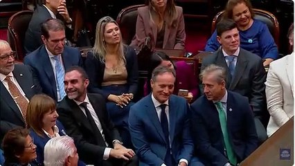 El duro cruce de Milei con los diputados K y de izquierda