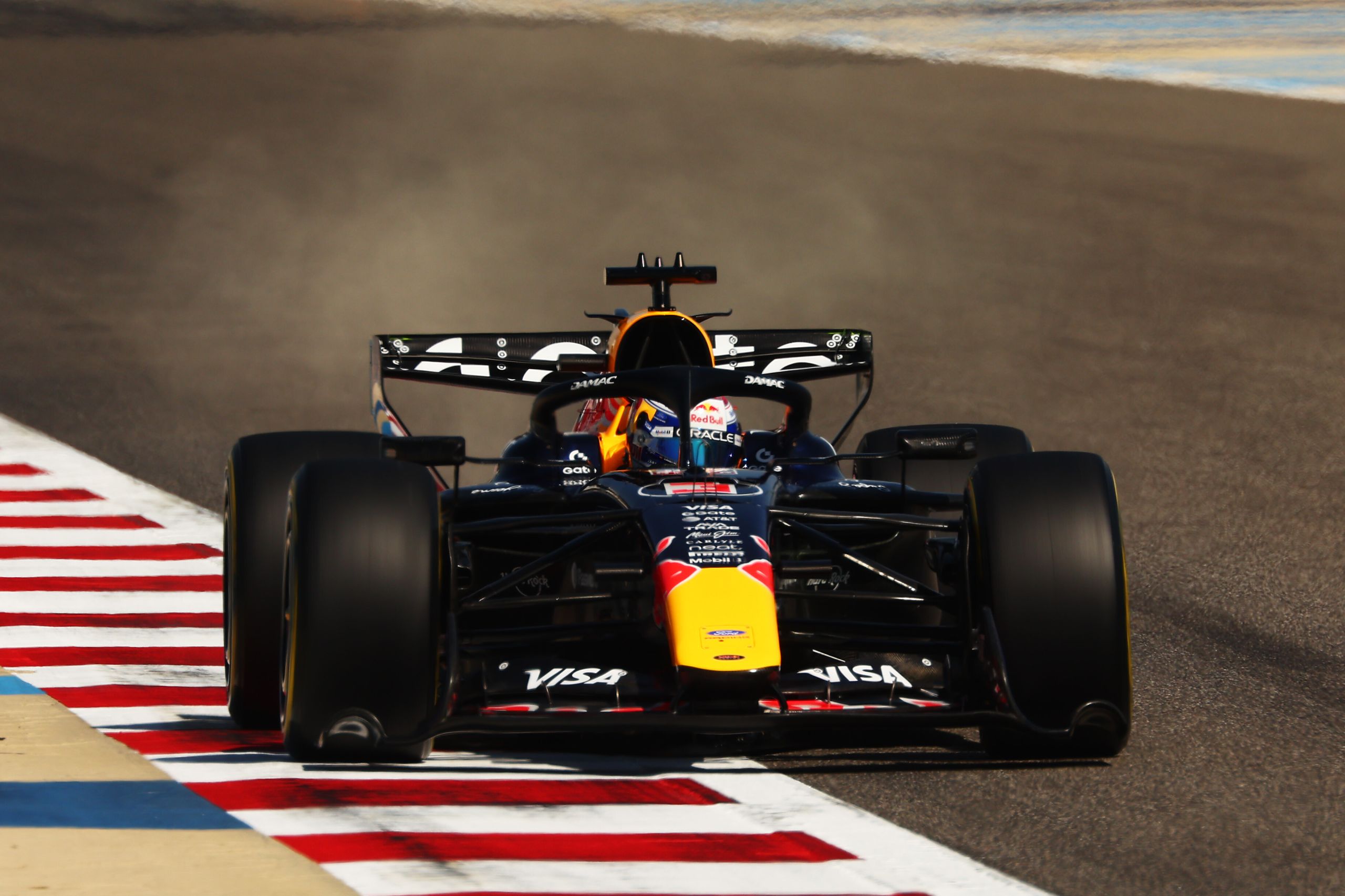 2026 F1 rear wing: Three-element design and active aero system