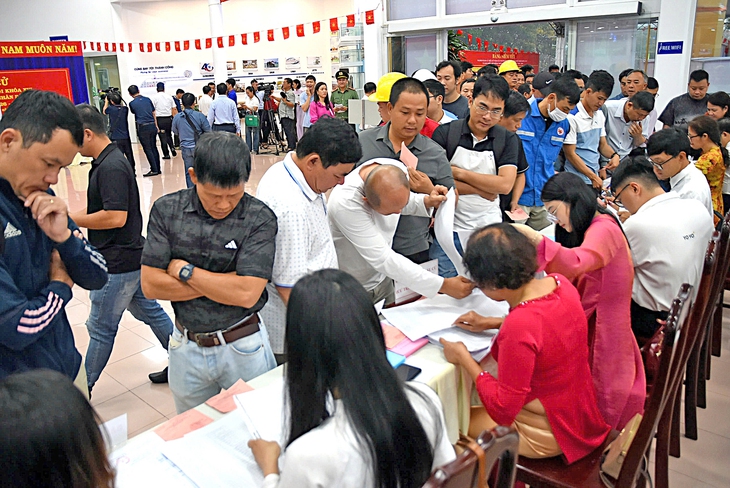 Bầu chọn đại biểu 'đúng quy trình' và 'đúng lòng dân'