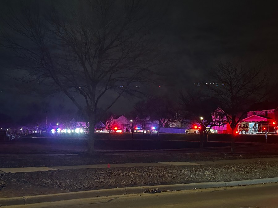 Fort Wayne police chase ends with crash of stolen car