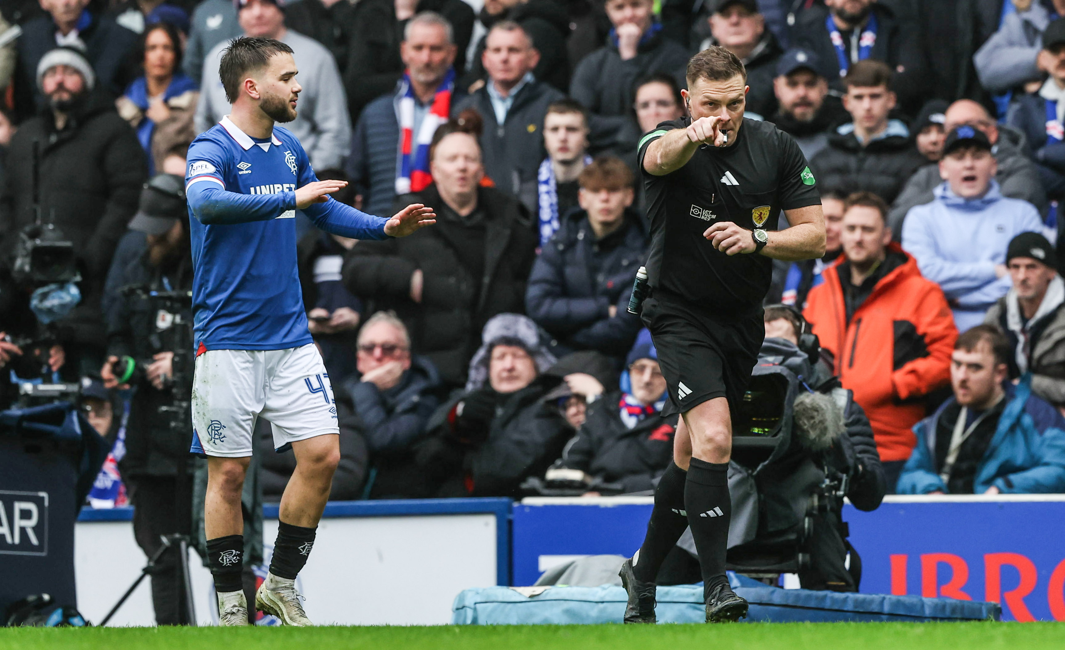 25 brilliant fan photos from Rangers v Celtic as 50,129 watch ...
