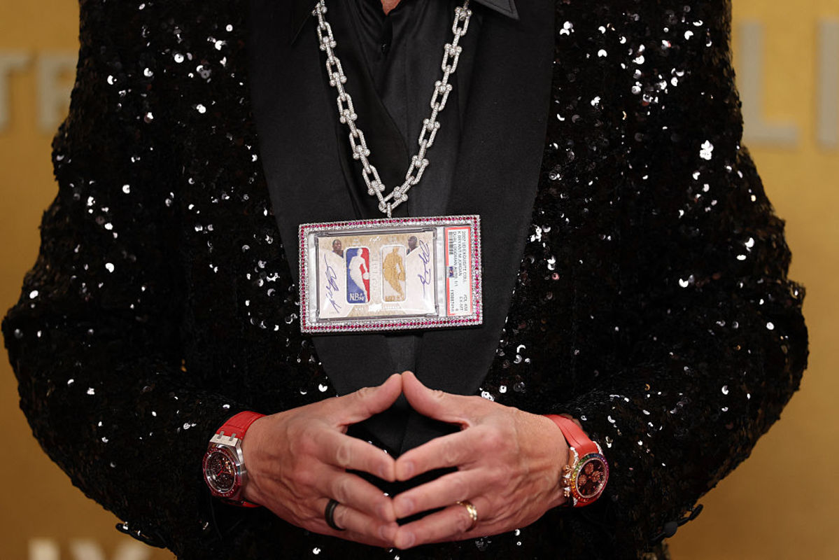 'Shark Tank' star wears $12.9 million item as a necklace