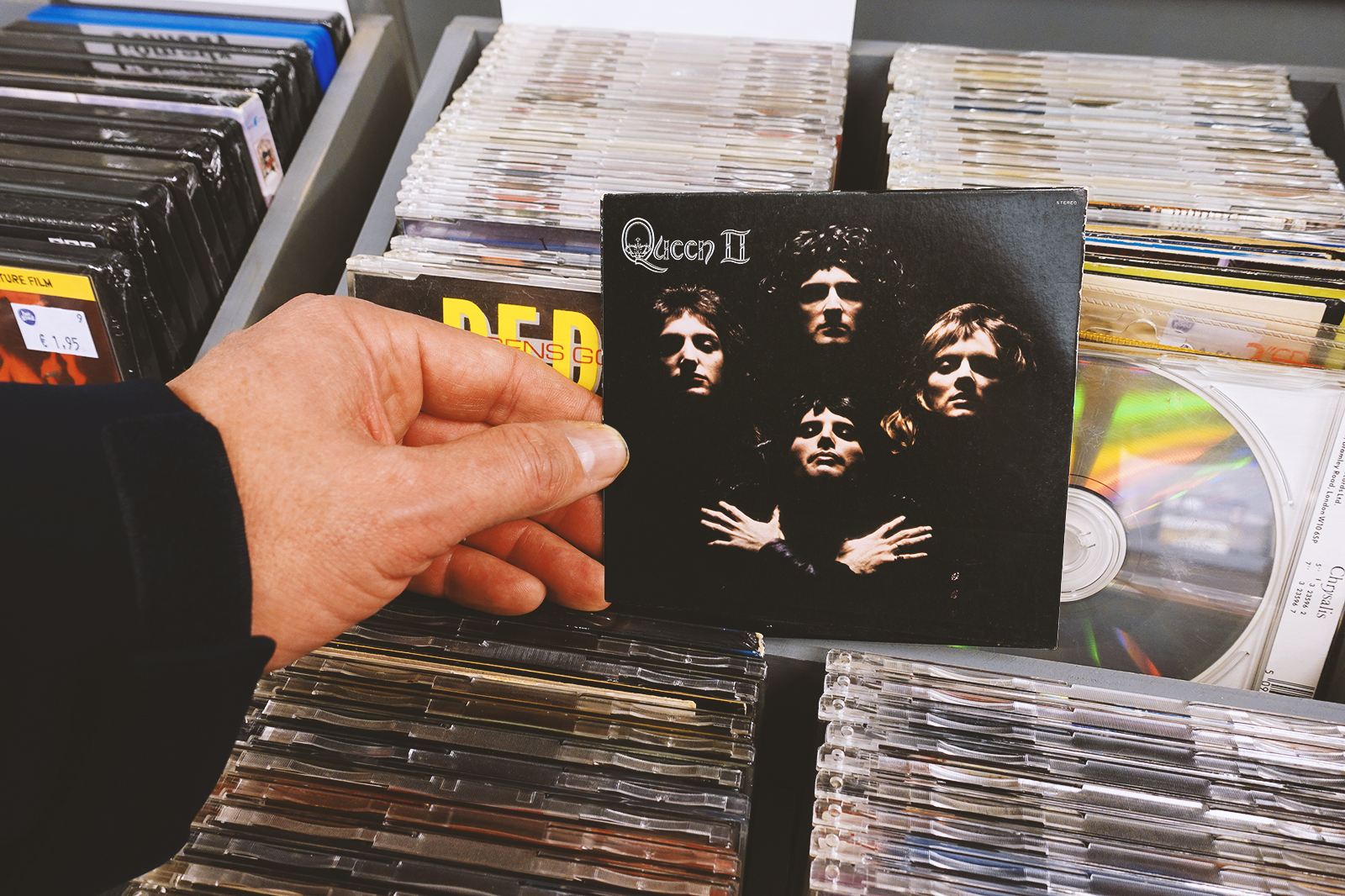9 Queen album covers that'll rock you