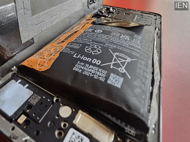 Never do this if your Android phone's battery swells; a small mistake ...