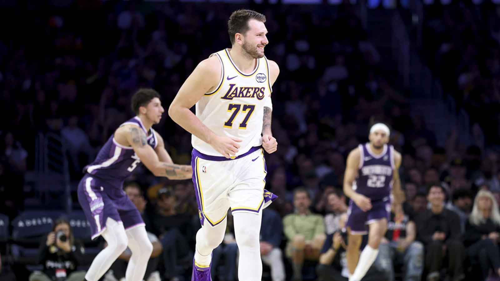 Lakers’ JJ Redick uses 1 word to describe Luka Doncic after crazy shot ...