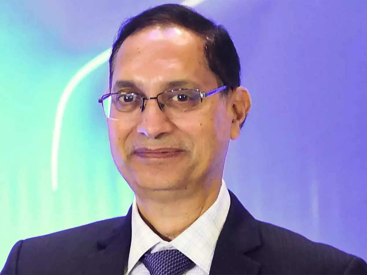 SEBI chief draws sharp distinction between Futures and Options ...
