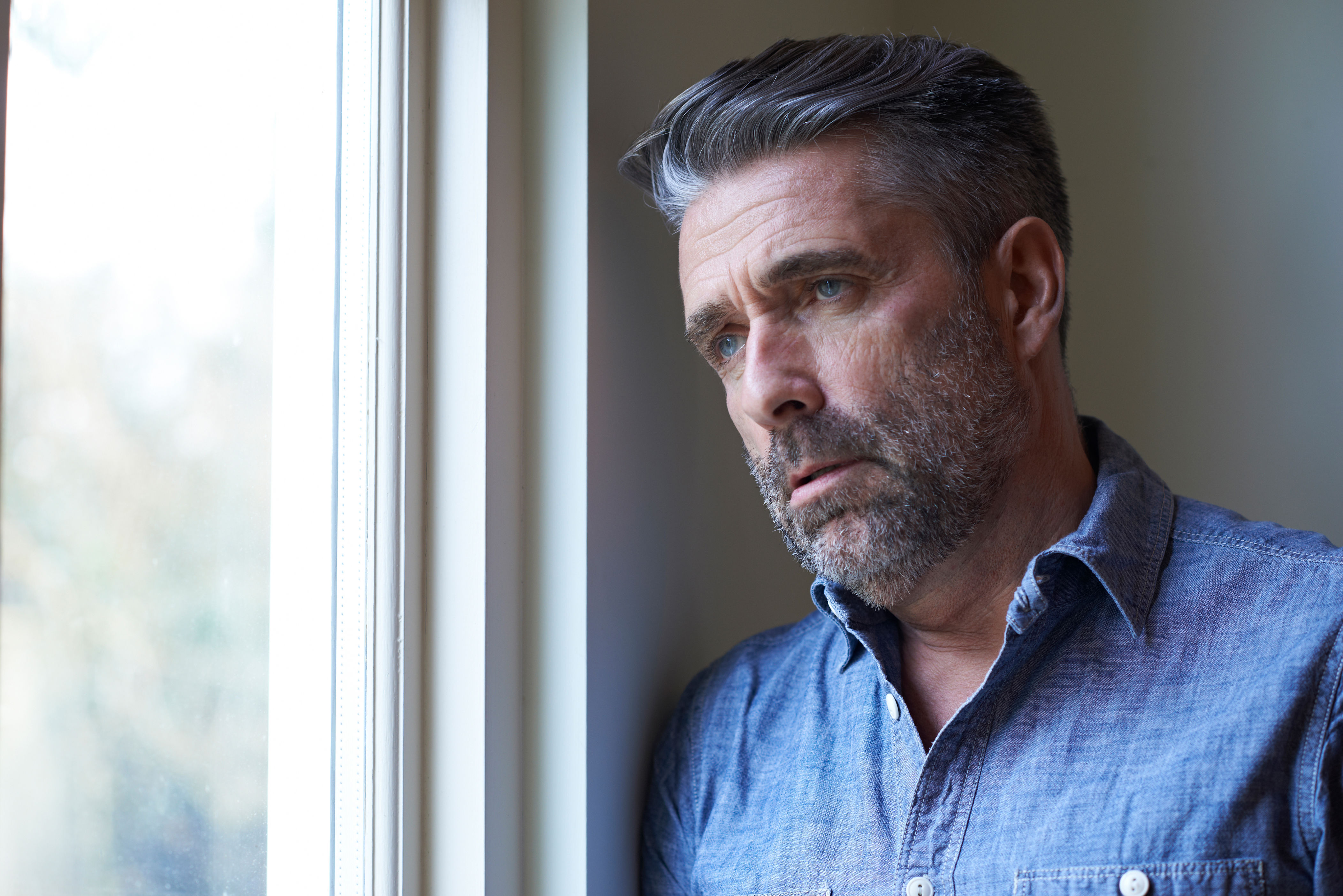 Dear Abby: My freeloading neighbor is ruining my life