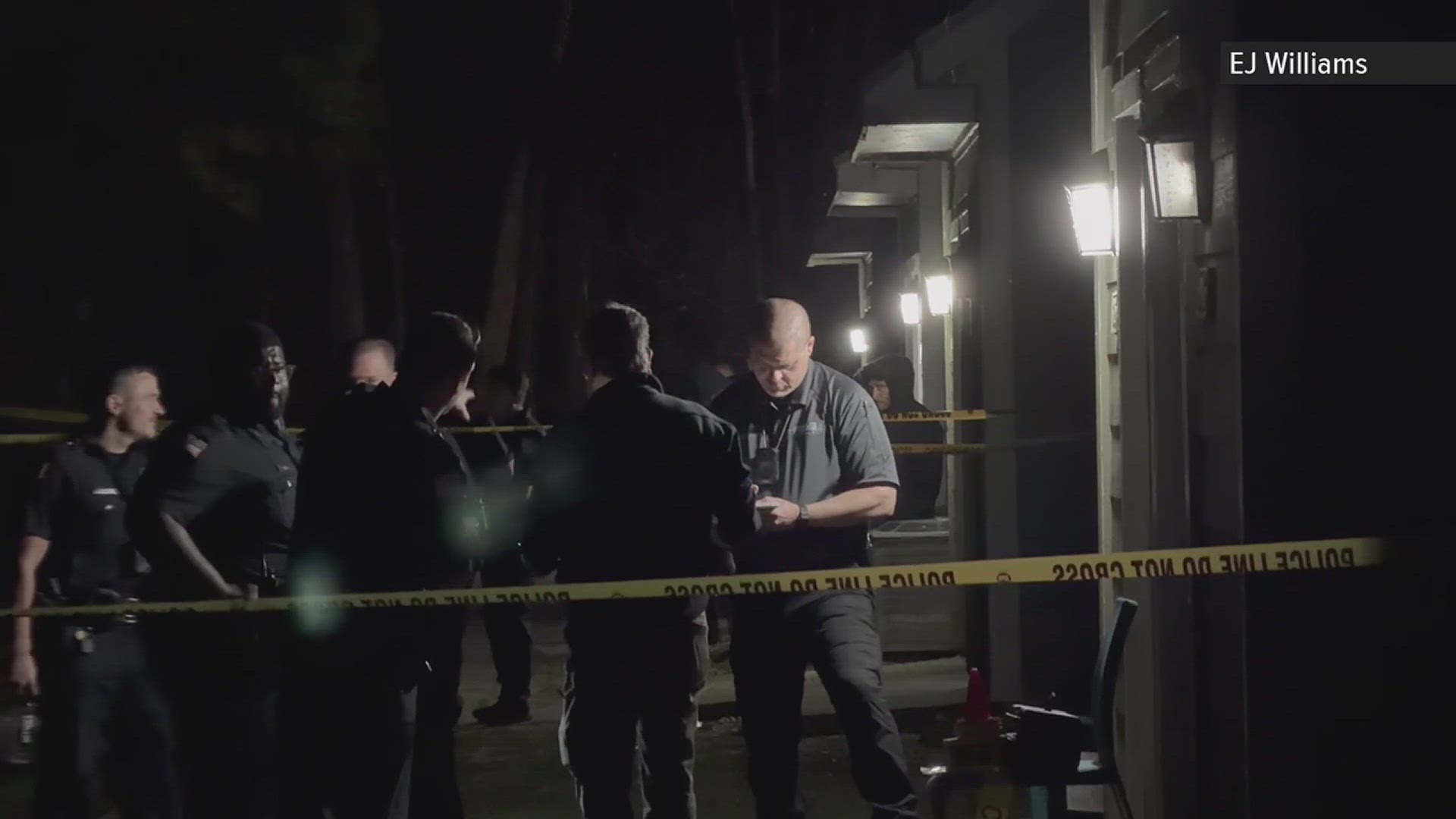 Woman killed in shooting late Sunday night at Beaumont apartment complex