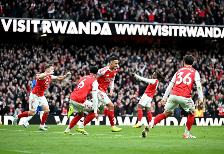 Arsenal send Man City response as key advantage emerges in title fight
