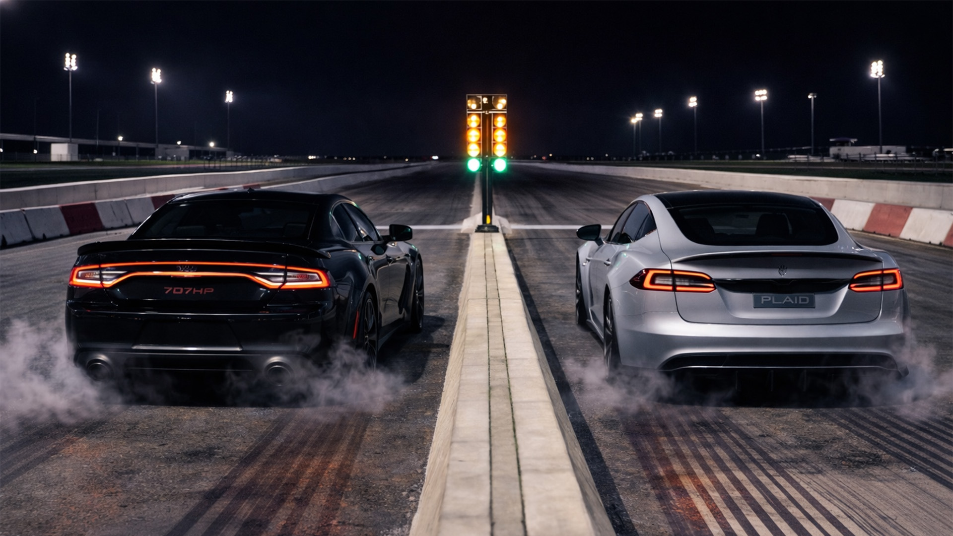 707 HP Dodge Hellcatt vs Tesla Model 3 Drag Race