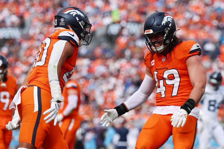 Broncos want to re-sign 2 key defenders: 'We’d love to have them back'