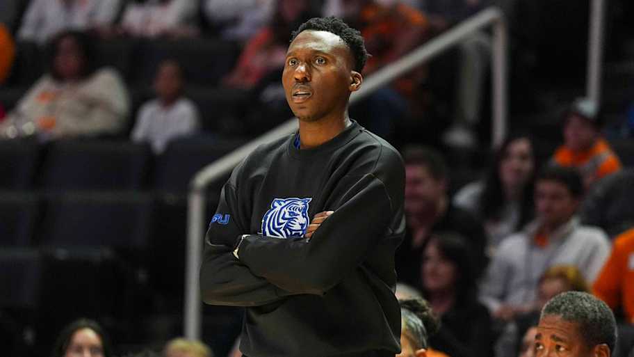 Former Duke All-American guard captures conference title in first year ...