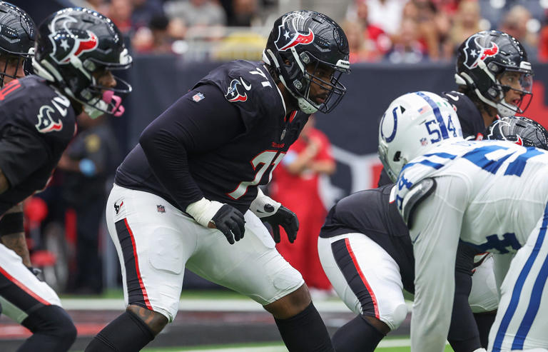 Colts' AFC South rival trades away starting offensive lineman