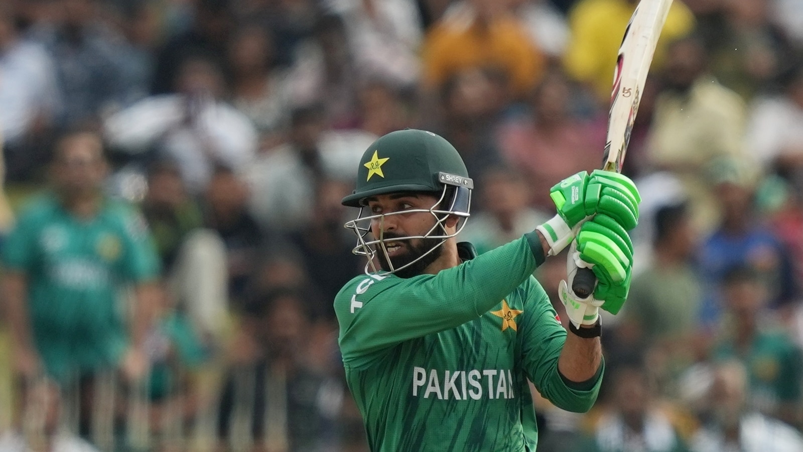 Afridi slams Shadab, backs Fakhar for captain