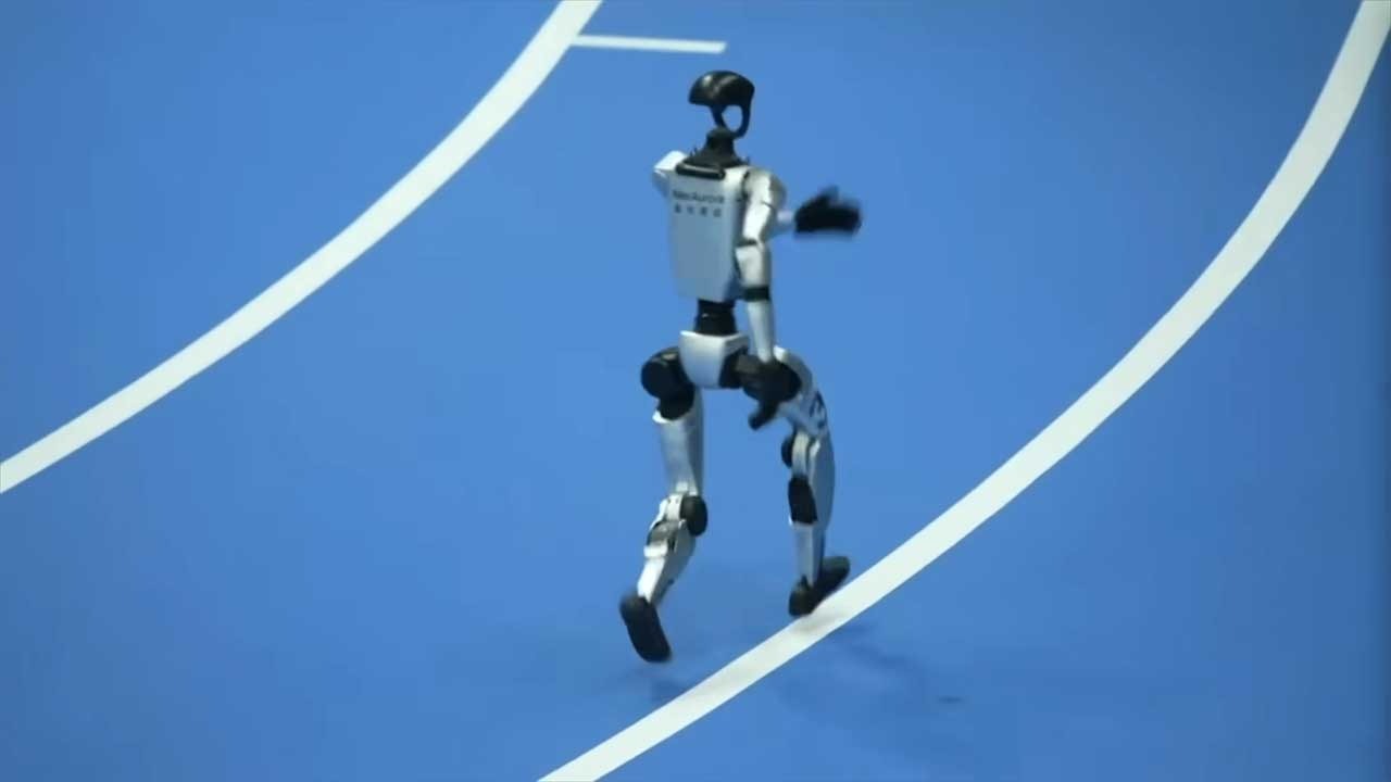 Honor humanoid robot debuts with moonwalk and backflip first steps