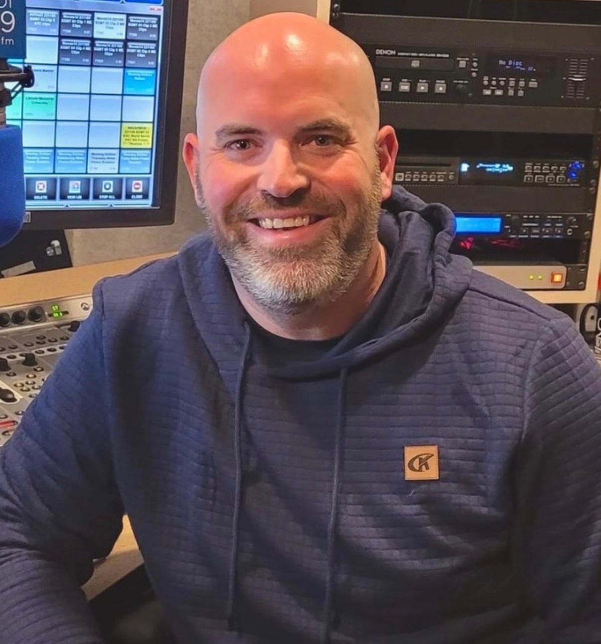 Knoxville radio host is leaving WUOT 91.9 FM. What to know