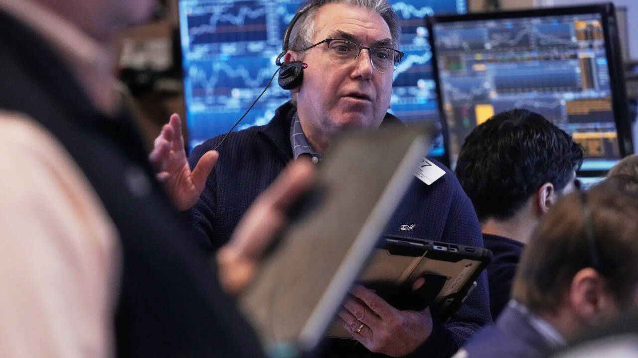 Stock markets decline as oil prices surge amid Middle East conflict ...
