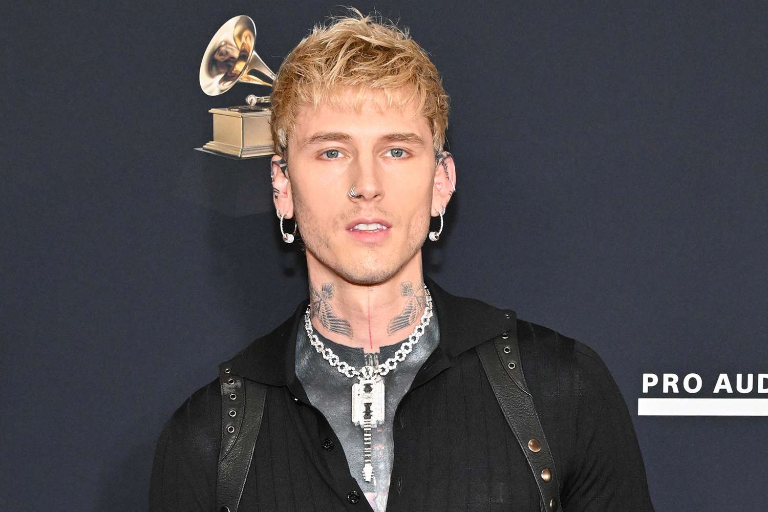 MGK's tattoo artist shares a glimpse at the singer's new ink dedicated ...