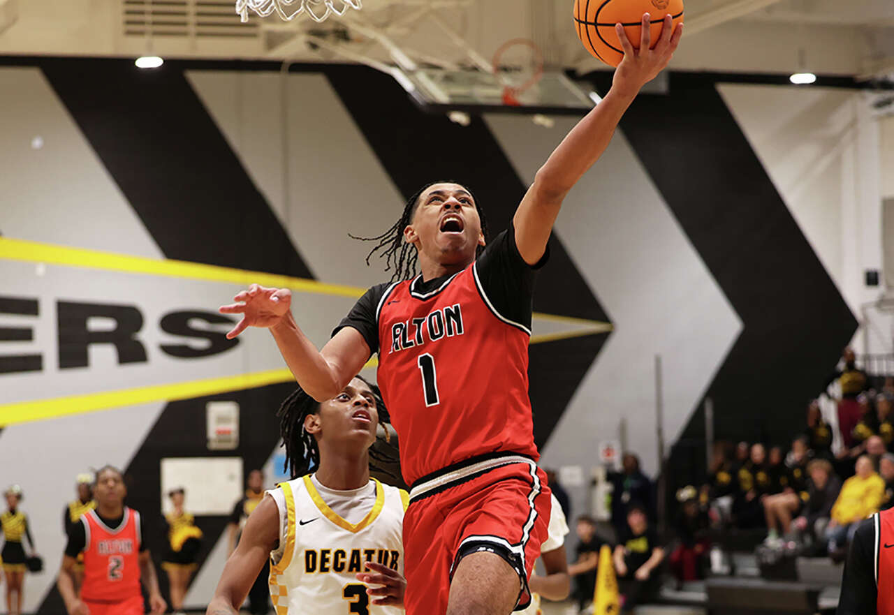 Sweet 16 is the reward for boys basketball sectional semifinal winners