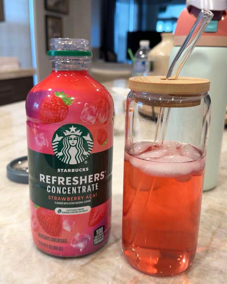 I finally tried the Starbucks strawberry açaí concentrate at home, and ...