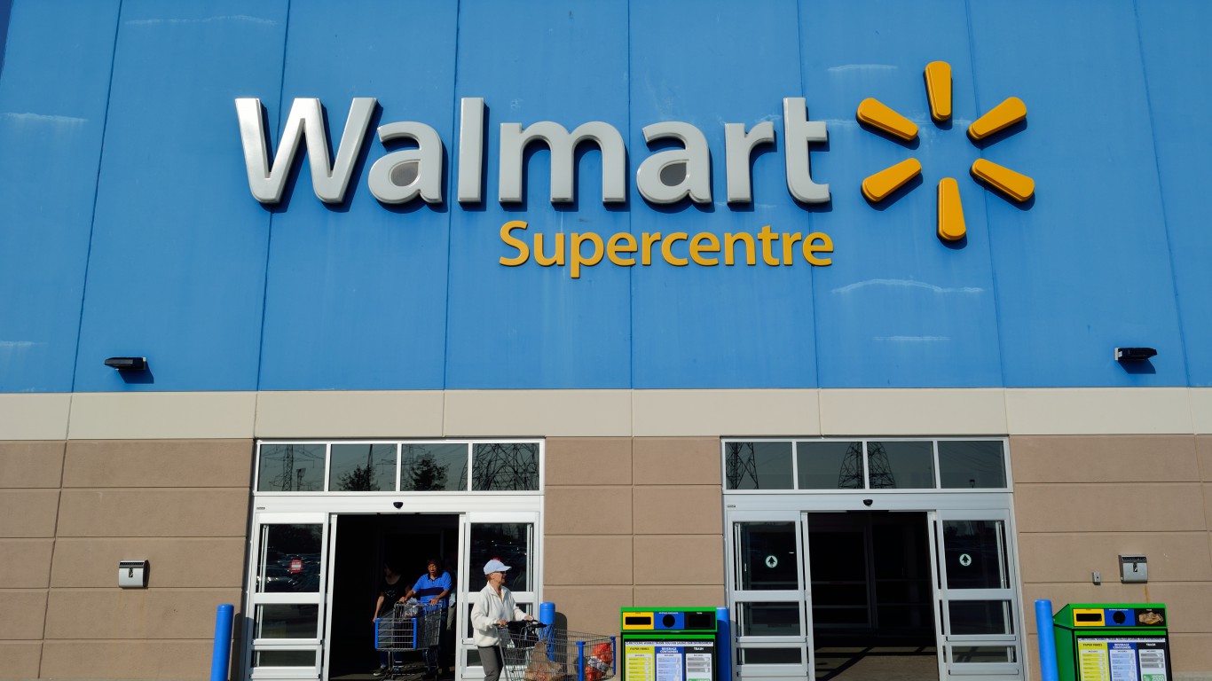 The great divide: Is Walmart the ultimate hedge for 2026?