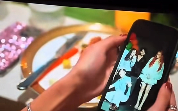 Mỹ nhân tóc cam, xuất hiện chớp nhoáng với vai 'tình cũ' trong 'Thỏ ơi' là ai?