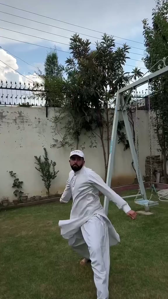Exploring Mingora Swat with friends Pakistan vlog part 1