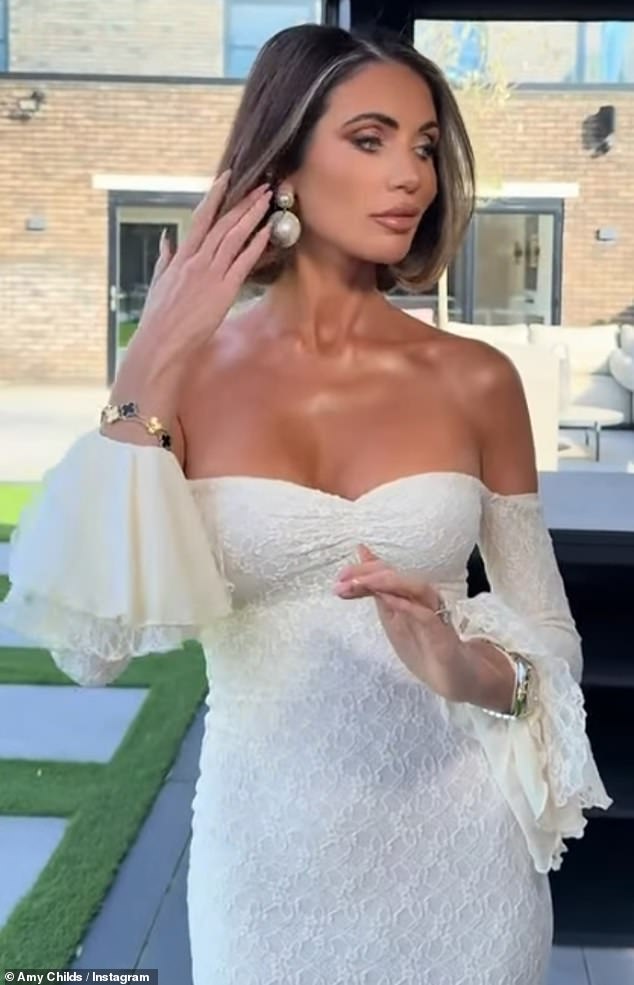 Amy Childs teases glimpse of her gorgeous wedding gown ahead of tying the  knot with Billy Delbosq