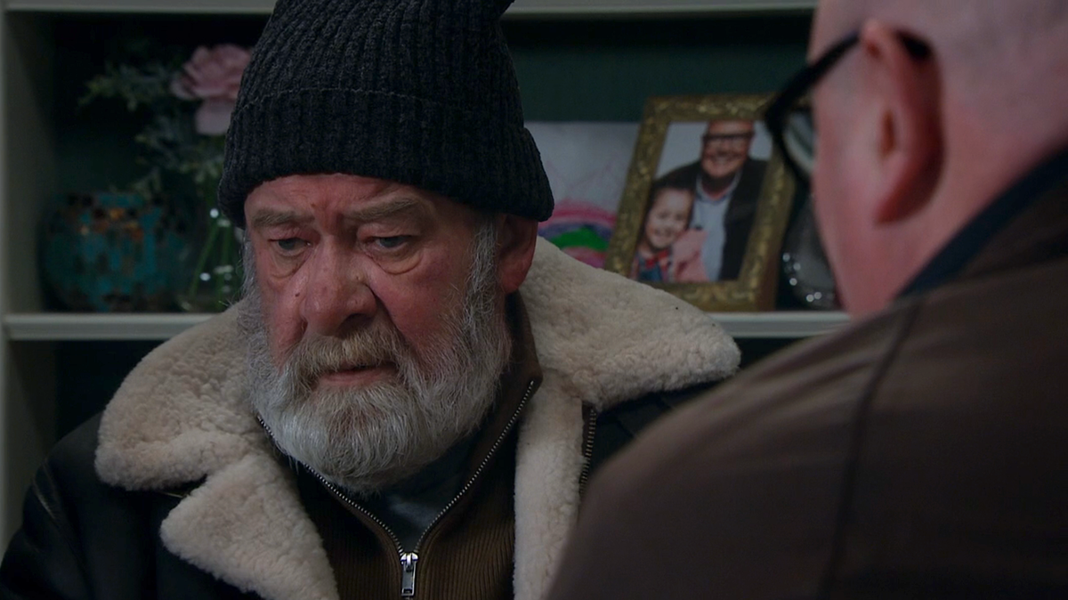 Emmerdale confirms the key clue which could expose Paddy Dingle's lie