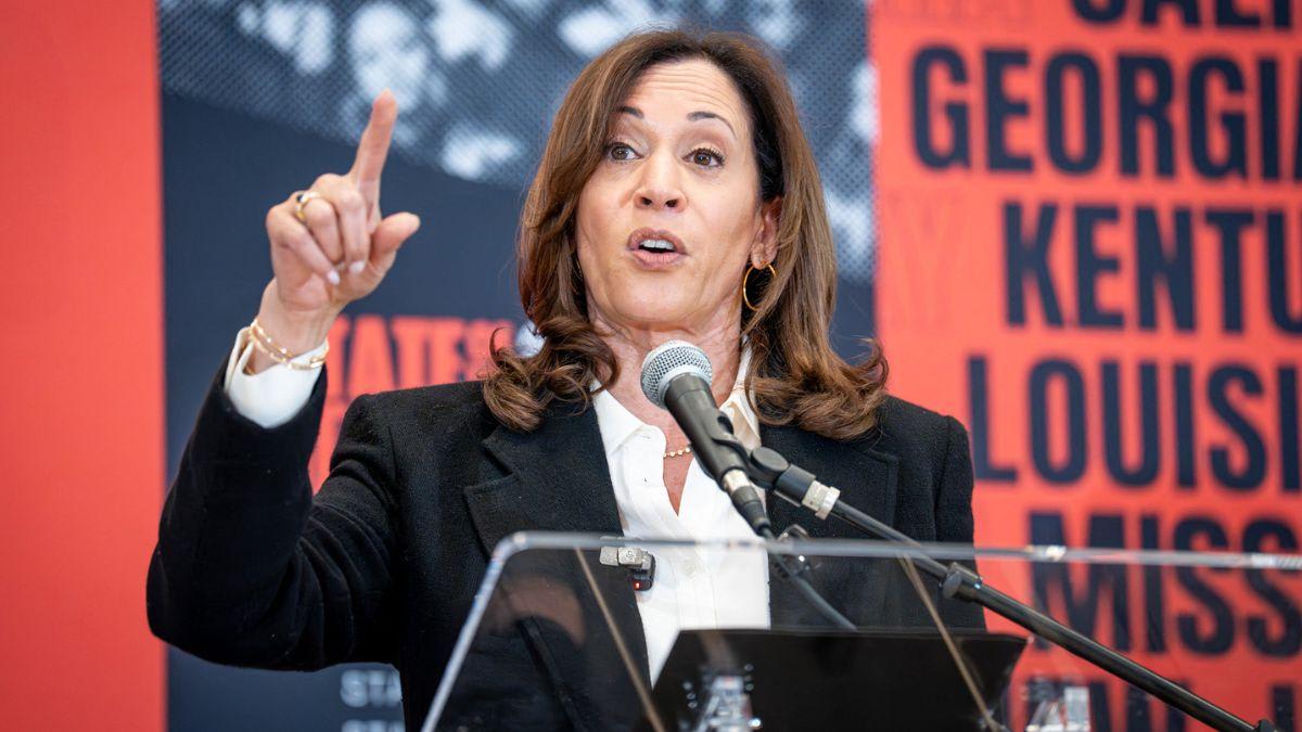 Kamala Harris lashes out at Donald Trump over dragging the US into a ...