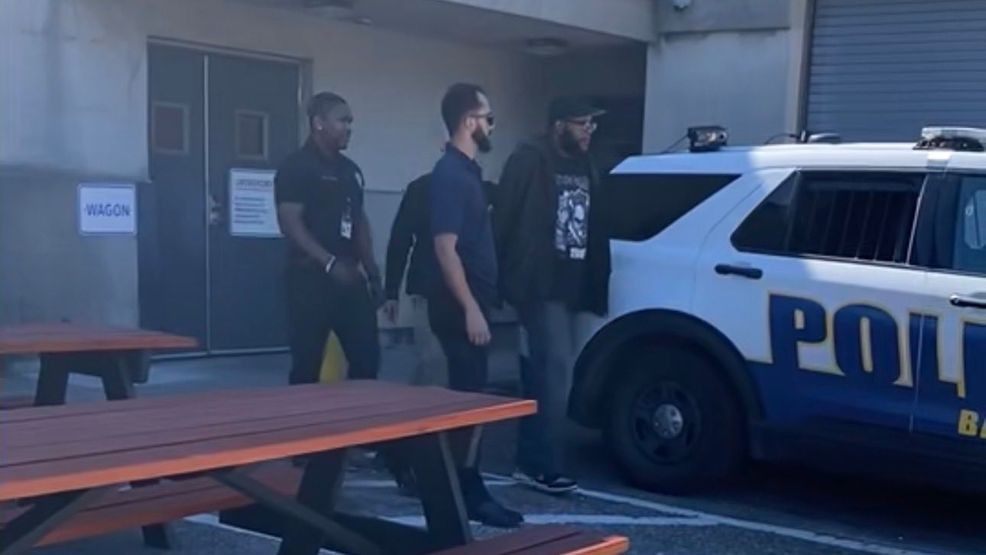 Security guard in viral chokehold video pleads guilty, sentenced to ...