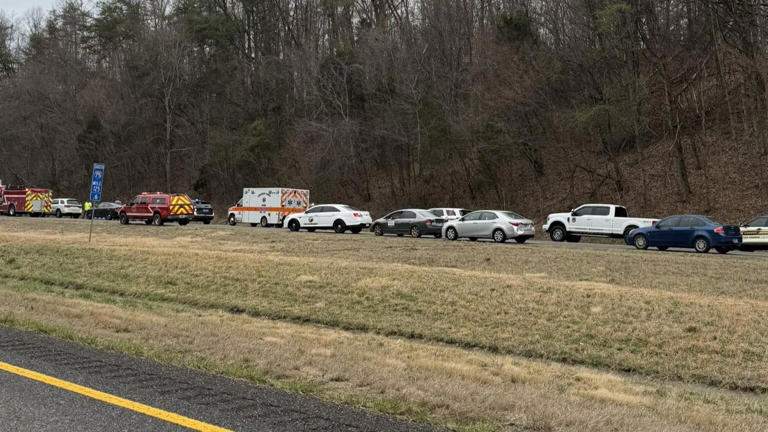 Deadly crash shuts down I-75 in Anderson County, Tennessee Highway ...