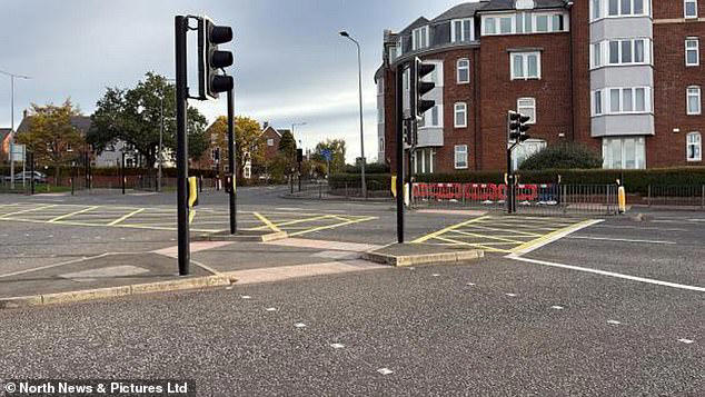 Moment driver downs pints and shots before running red light at 60mph ...
