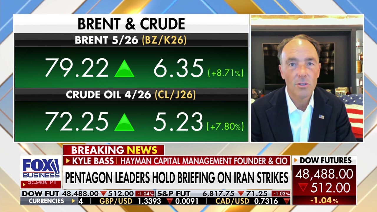 Qatar suspends LNG production as oil prices soar on Iran fears