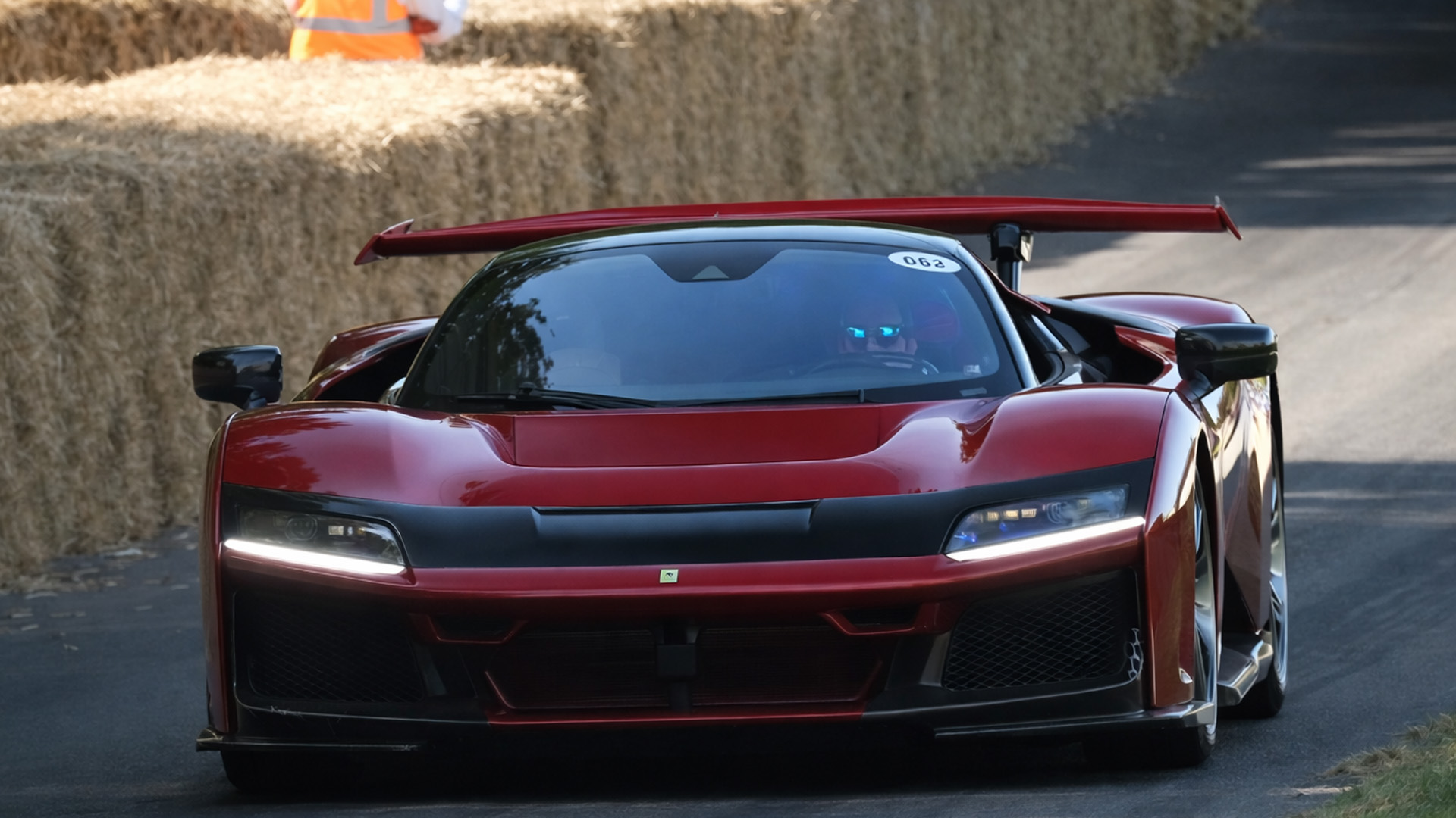 How fast is the Ferrari F80 on the track?