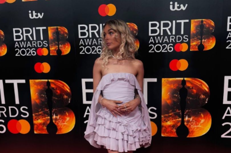 Coronation Street's Cait Fitton stunning as she ditches cobbles for ...