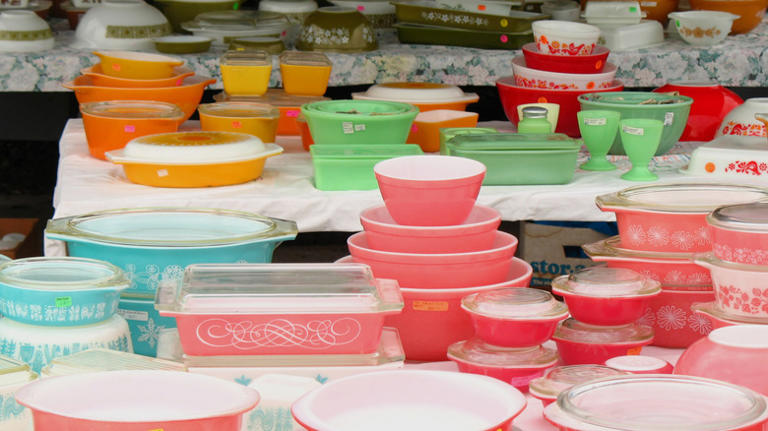 The rare vintage Pyrex dish you'd be lucky to find at thrift stores or ...