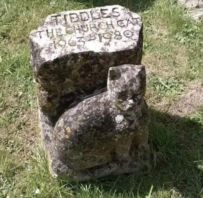 17 unique gravestones that people just had to share online
