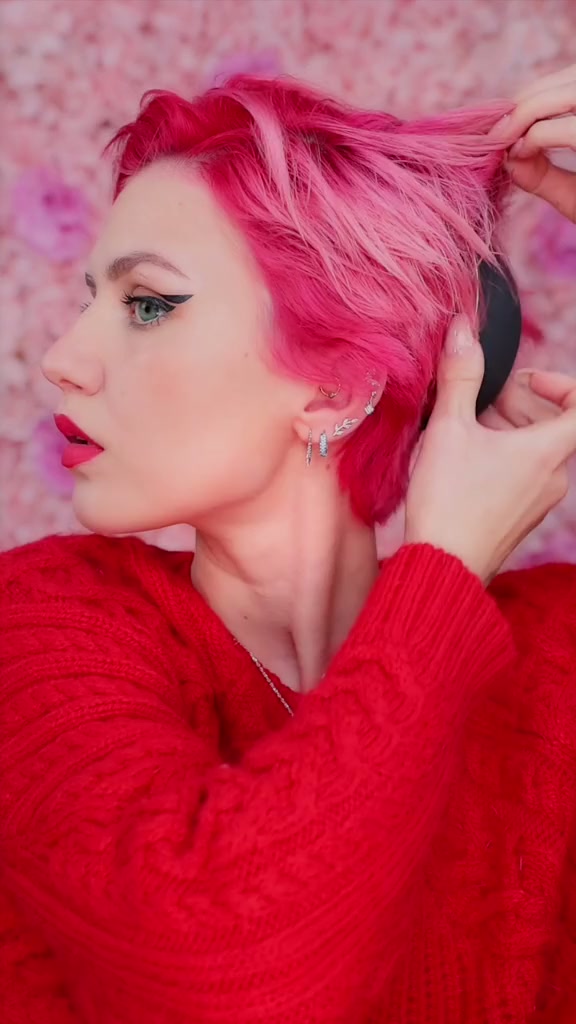 From bored to sleek pink pixie wet hair tutorial