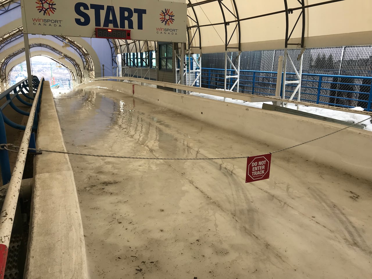 Nobody wants to host the Olympics: Calgary balking at 2026 bid is ...