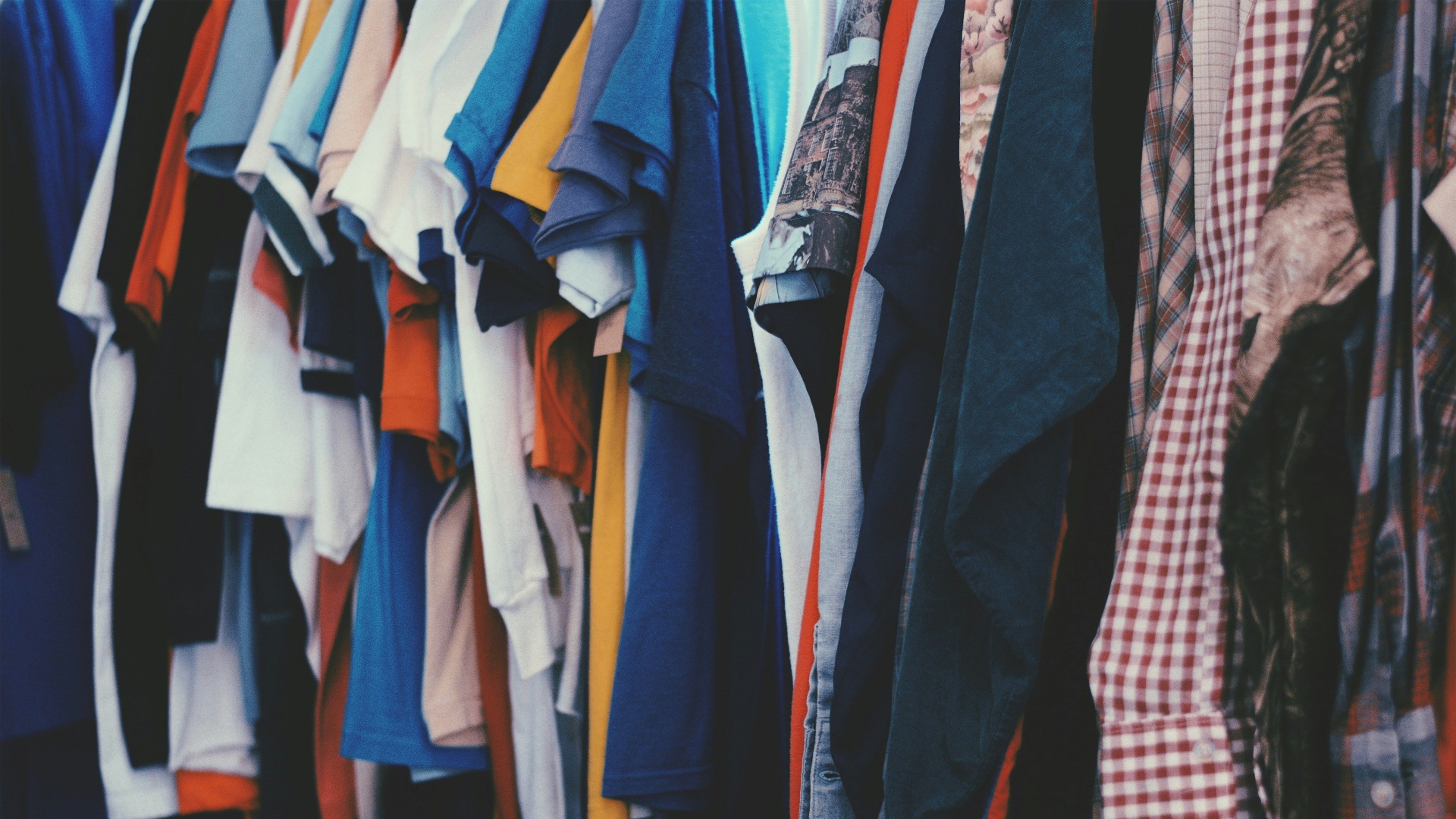 10 closet problems that cause outfit paralysis & 10 fixes that help